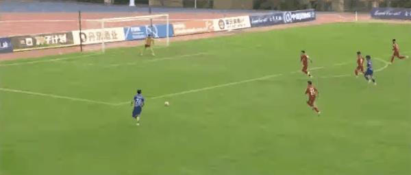 Hiệp 1 Cúp FA: Feng Yifan ghi bàn, Fang Zhengyang đá phản lưới nhà, Quảng Tây Hengchen 1-1 Shanghai Jiading Huilong