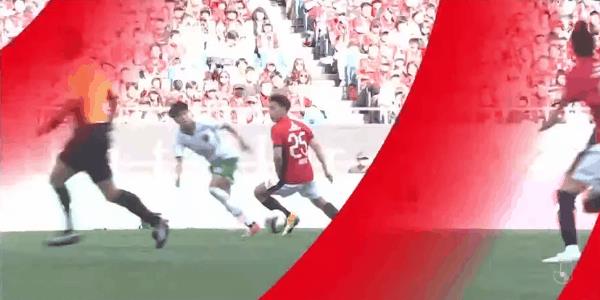 ⚽Báo cáo trận đấu J-League: Watanabe Ryoma và Matsuo Yusuke ghi bàn giúp Urawa Red Diamonds đánh bại Tokyo Verdy với tỷ số 2-0