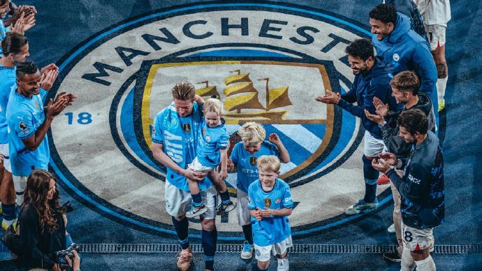 Modric, Muller, De Bruyne, Vardy: Sau hàng ngàn dặm, chúng ta phải nói lời tạm biệt