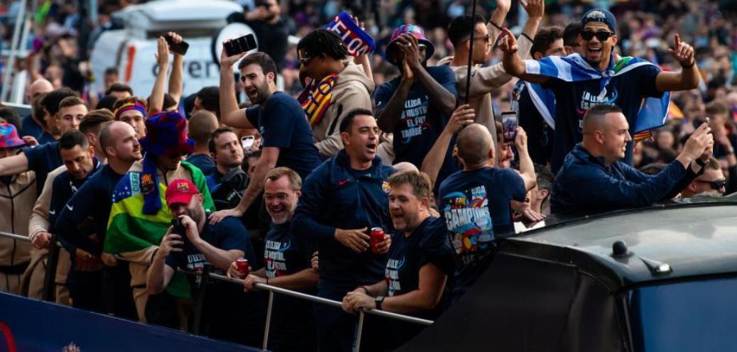 Truyền thông Tây Ban Nha: Nếu Barcelona đánh bại Espanyol và giành chức vô địch trước, lễ diễu hành vô địch sẽ được tổ chức vào thứ sáu