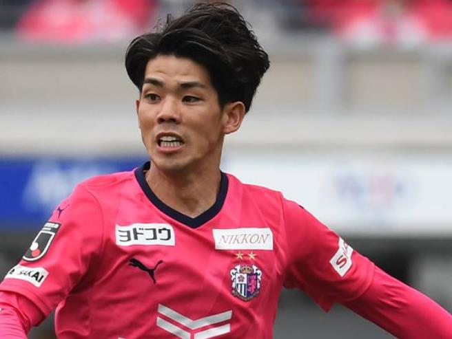 Chính thức: Tiền vệ Tomoki Ueda của Osaka Sakura bị chấn thương dây chằng chéo trước ở đầu gối phải