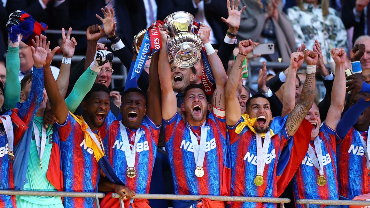 Hãy chứng kiến ​​một năm lịch sử! Mùa giải này, Paris, Tottenham, Newcastle và các đội khác đều đã đạt được chức vô địch lịch sử