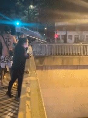 RMC: Bạo loạn lại nổ ra trong lễ ăn mừng chức vô địch ở Paris, ít nhất 15 người đã bị bắt