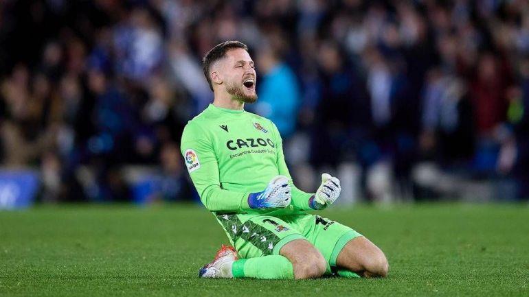 Thủ môn Real Sociedad: Cả Kubo Takefusa và tôi đều sẽ không ra đi, chúng tôi sẽ giúp đội bóng mạnh hơn