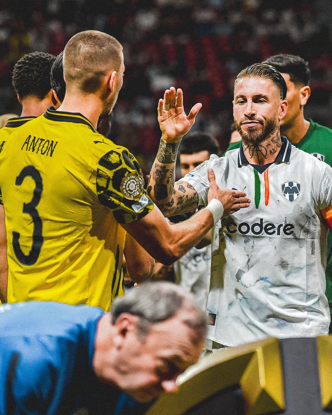 Dortmund tri ân Ramos trên mạng xã hội: Chỉ có sự tôn trọng! Twitter chính thức của Monterrey phản hồi: Chúc bạn may mắn!