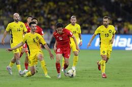 ĐT Việt Nam tụt hạng FIFA do không thi đấu trong tháng 9