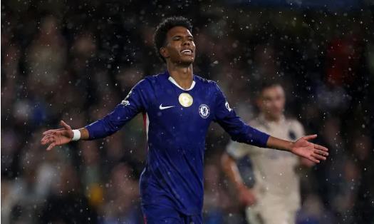 Estevao Willian được so sánh với Neymar