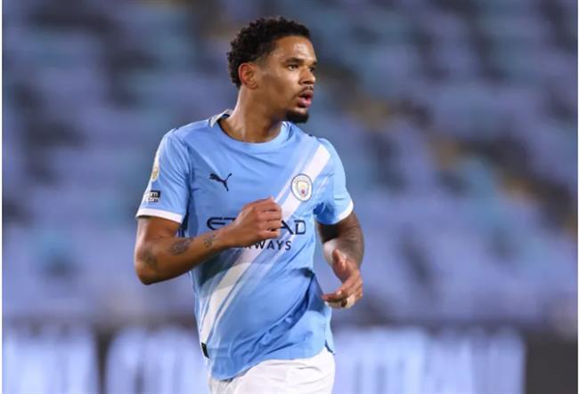  Jadel Katongo chuan bi roi Man City.